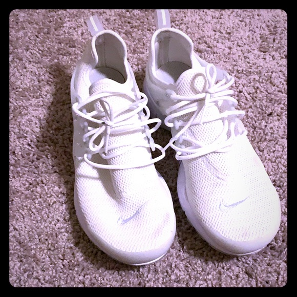 Nike Shoes - Nike Presto